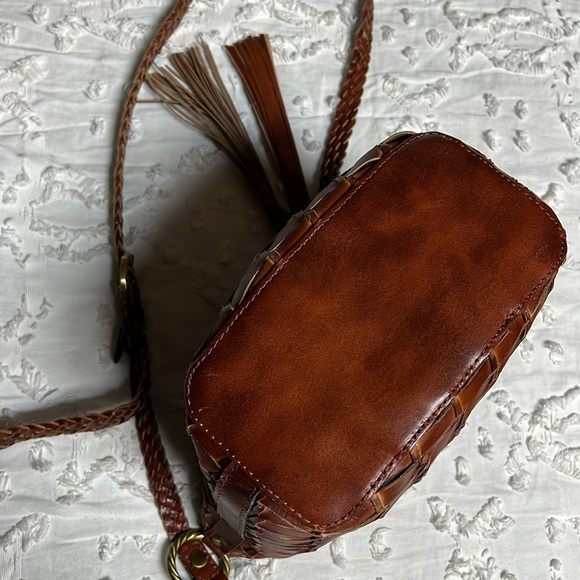 Patricia Nash Leather Crossbody - Picture 5 of 9